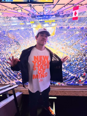 💯 I traveled further than anyone to watch the @nyknicks in the NBA finals @theg