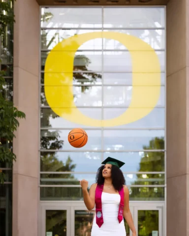 Can I get a scoo ducks ?🥳👩🏾‍🎓

@daryeladams 📸