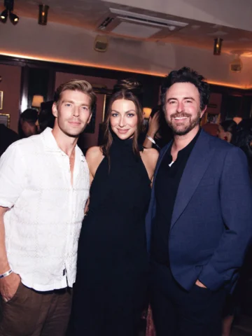 Huge congrats to my friends & the premiere of @houseofstassi. I could make a tur