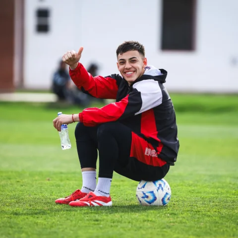 Muy feliz de volver 🙌🏼
Con muchas ganas para afrontar lo que viene, vamos Glor
