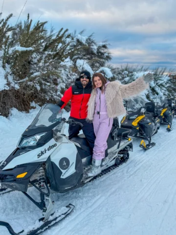 Passeio de moto neve 🏍️❄️⛄️

Eu estou vivendo um sonho 🥹 😭

#explorar #neve #