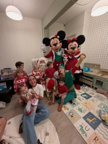 Qdo filho cresce é assim. 
Natal antecipado depois cada uma toma seu rumo. E eu 