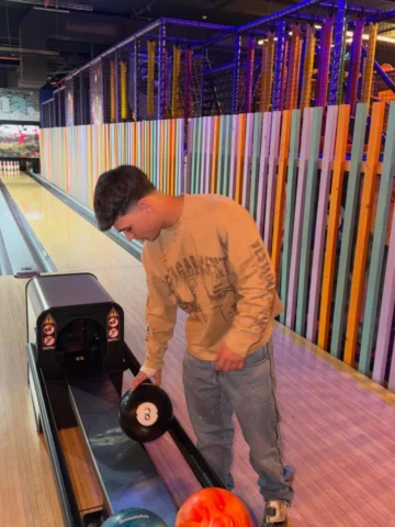 soy muy bueno en esto. 🎳💤