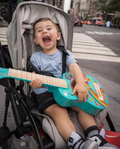 Me gustan mucho las guitarras, y a ti?