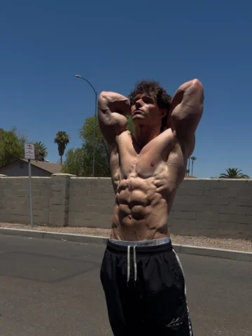 Abs are made where you decide to make them

#gym #foryou