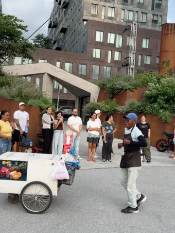 Pure Dominican joy at our Tipico Pa’l Pueblo event tonight at Domino Park! Catch