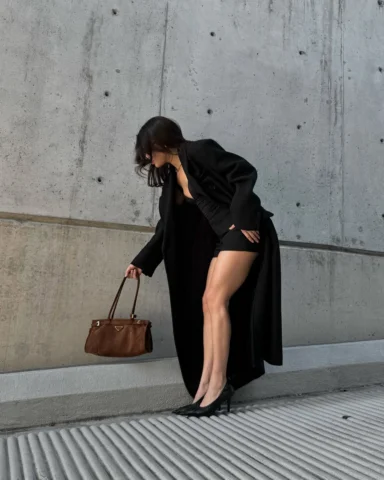 la bolsa perfecta no exis….. 🐻🍂 @prada @farfetchmexico 
#farfetchmx #publicida