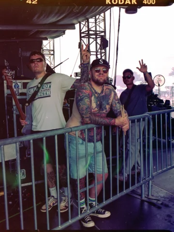 Warped Tour Long Beach, we’re on at 3:20 at the Vans Stage. See you soon

🎞️: @