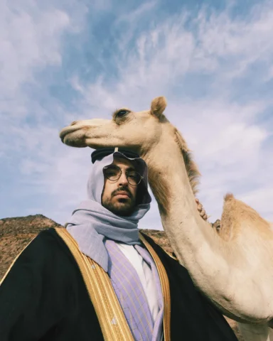 #يوم_التأسيس 💜
#يوم_بدينا 🐪
#المملكة_العربية_السعودية 🇸🇦
.
@linamo :فوتو
@ra
