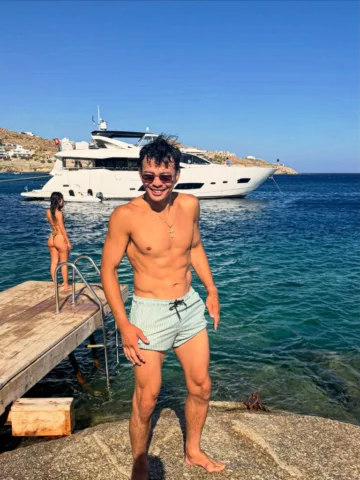 É amigos, vivi… 🇬🇷