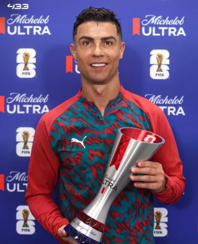 Cristiano Ronaldo after the match: "I'M BACK!" 😄🇵🇹.

#cristiano #ronaldo #fif