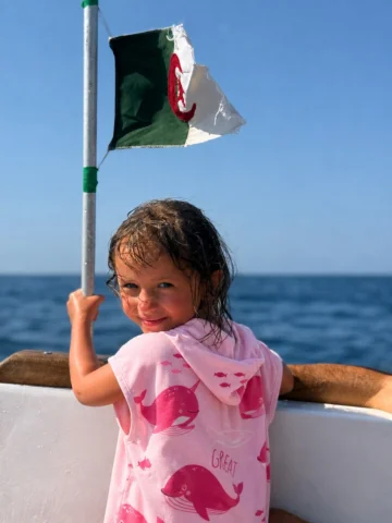* سكيكدة ليست مجرد مدينة، بل قطعة من الجنة على ساحل الجزائر، تأسر القلوب بجمال ش