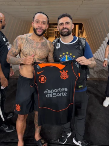 SEGUIMOS TRABALHANDO EM SILENCIO! 

@memphisdepay