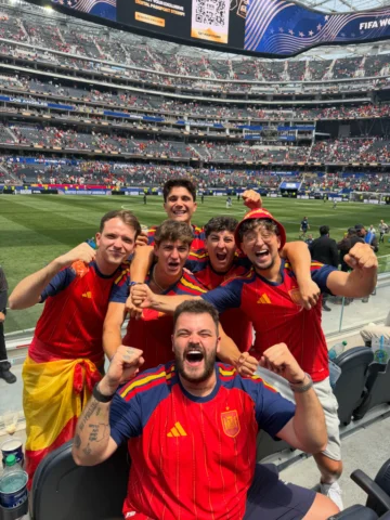 OHHHH YEAHHH A SEMIS 🇪🇸🇪🇸🇪🇸🥹🥹🥹 qué locura