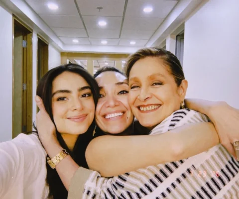 Mi Ana Julia y…en su primer estelar mi Buzzurro🫠
Qué feliz me hace que estén en