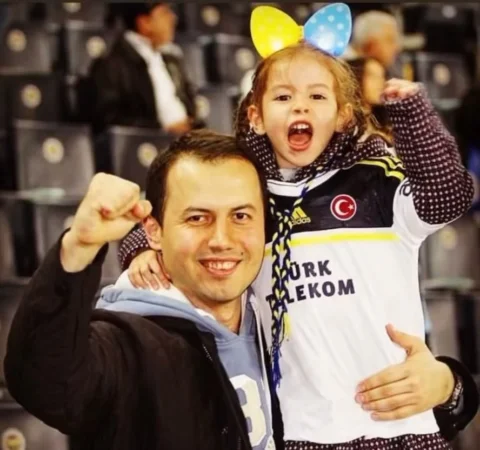(Foto çoook eski) #fenerbahçeyivehayatıkonuşanadam
