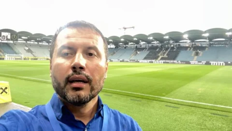 Graz’da yağmur başladı, tam bir futbol havası var ve işte stadyumdaki son durum…