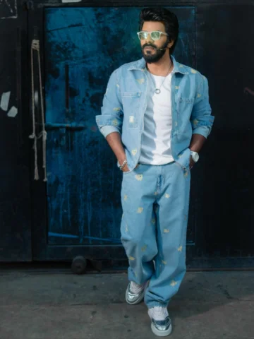 MIB

👕 -: @label_ko 
👖 

📷:- @jishn_o0_photography 

💄:- @raju_makever 

Sty