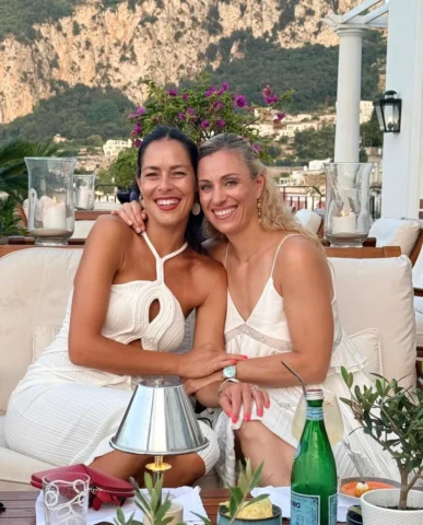 Capri with the girls ✨