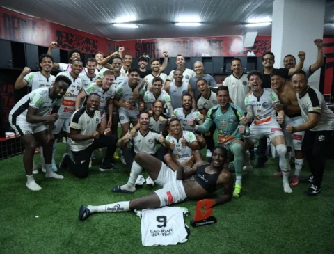 Noite de @copadobrasilcbf !

Vitória muito boa na Ilha do Retiro.
classificados 