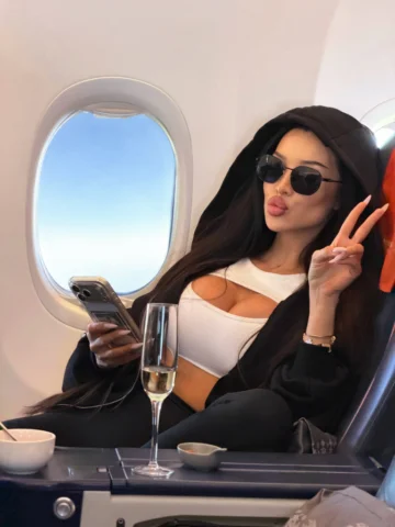 Спам фоток с отдыха окончен🧸🌚 ✈️