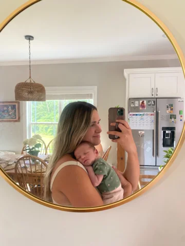Postpartum views / newborn bubble with our little family. 🫧🫶🏼🤍 I just want t