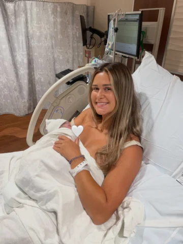 World Breastfeeding Week. 🤍

My heart goes out to all the moms…

…who are exclu