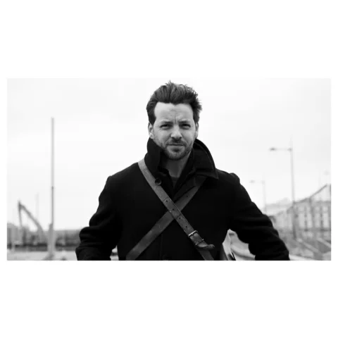 Thrilled to be A DIFFERENT MAN for @willvarleymusic 

It's a beautiful track
And