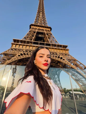 Cette fois, tu dois vraiment jeter un sort, Paris. 🪄🌹