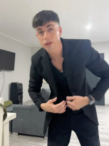 Nada que ver una con otra no?