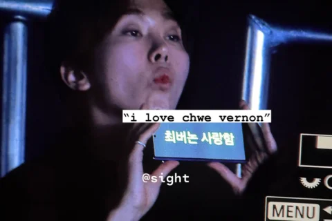 seungkwan’s banner for vernon!
“i love chwe vernon”
- 
“chwe vernon’ı seviyorum”