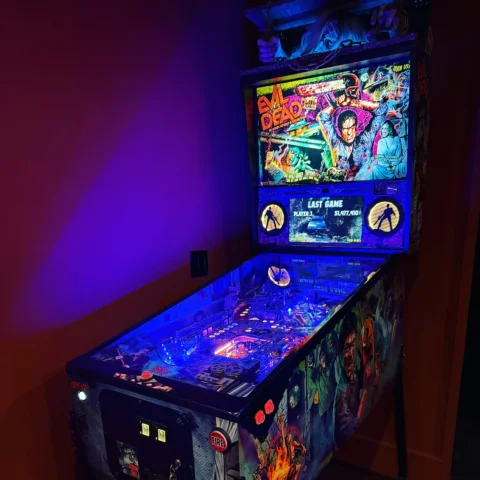 Groovy! Evil Dead in the house. @spookypinballofficial slayed this one.