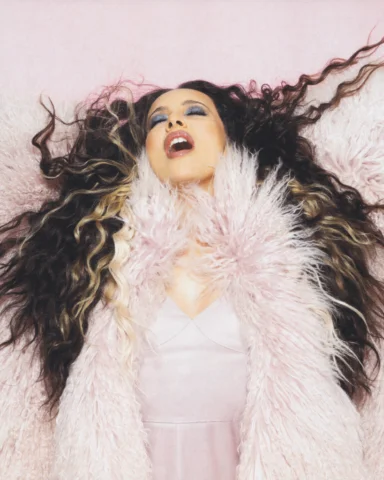 JADE by Tanner Abel for Paper Magazine

Jade @jadethirlwall
Photography @tannera