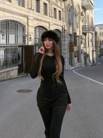 made of contrasts🖤🩰

#style #photo #photoshoot #black