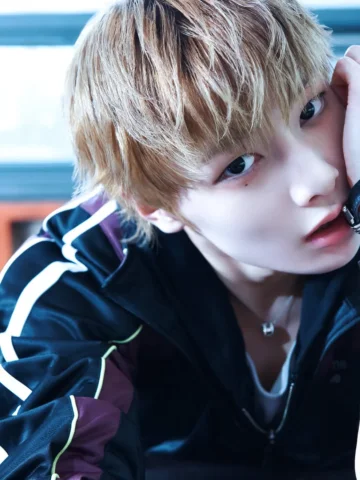 JUJUR SUKA BANGETTTTT

#jeongin #yangjeongin #I_N #아이엔 #정인