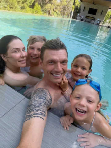 Schools out and this family is in the pool. 😂