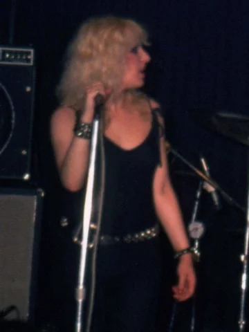 #NancySpungen 💋 - photos by ? - #SidandNancy