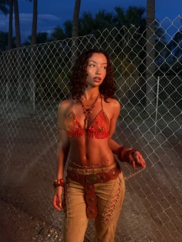 tropichellaaa 🍊