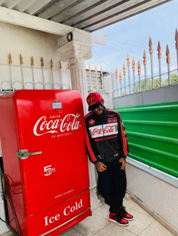Ice cold 🖤❤️🥷🏼 #oufit #breezy #fotoviral #explorapage #fyp #fypage #teambreez