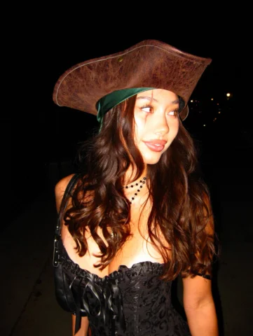 hallowmonth is over :’((