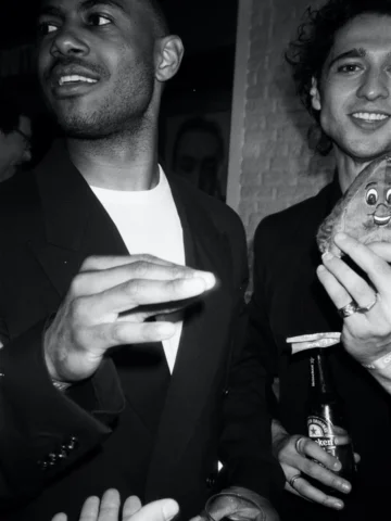 🦾📸🥂🦾