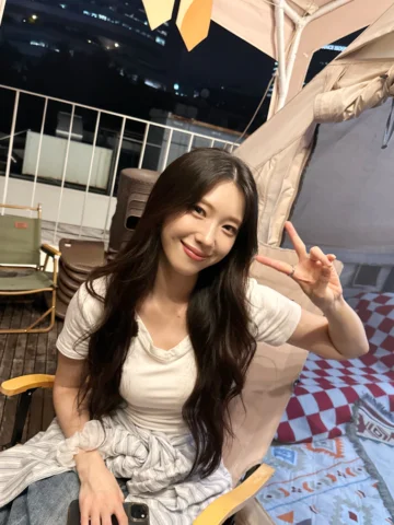 힐링 캠핑🐰⛺️
 
#RocketPunch #로켓펀치 #RCPC
#수윤 #SuYun