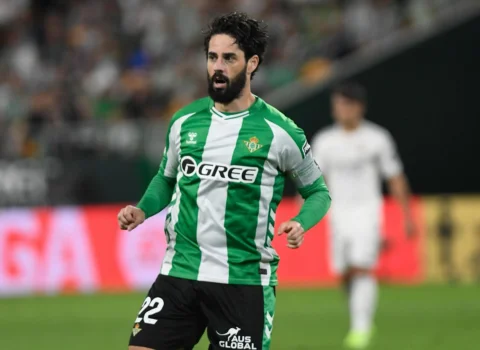 ¡Qué alegría volver a ver a Isco en acción y liderando al Betis en un partidazo 