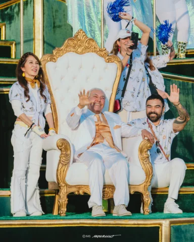 O sorriso do maior criador de memórias do Brasil cruzando a passarela. Celebrand