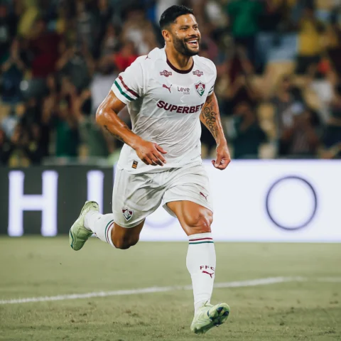 Muito feliz por marcar meu primeiro gol com a camisa do Fluminense. Um momento e