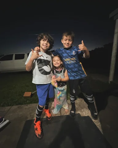 Vacación en Brasil con mis primos parte 1 😍🇧🇷
Ferias no Brasil com os primos 
