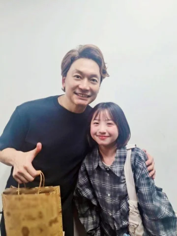 Musical『新宿発8時15分』観劇🚃✨

以前｢日本一の最低男｣で共演させていただいた香取慎吾さんと事務所の先輩、中島亜梨沙さんご出演の舞台を観に行きまし