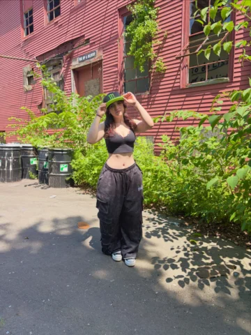 Is ts tough?
@breathedivinity oversized camo cargo pants, and oversized camo ove