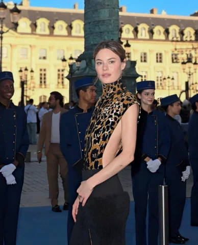 Thank you @voguemagazine for having me! 🇫🇷