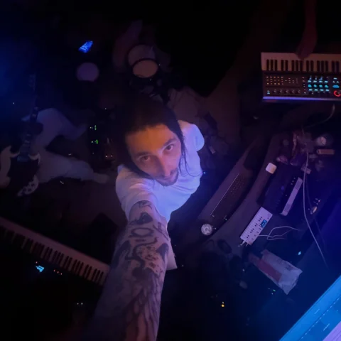 hi